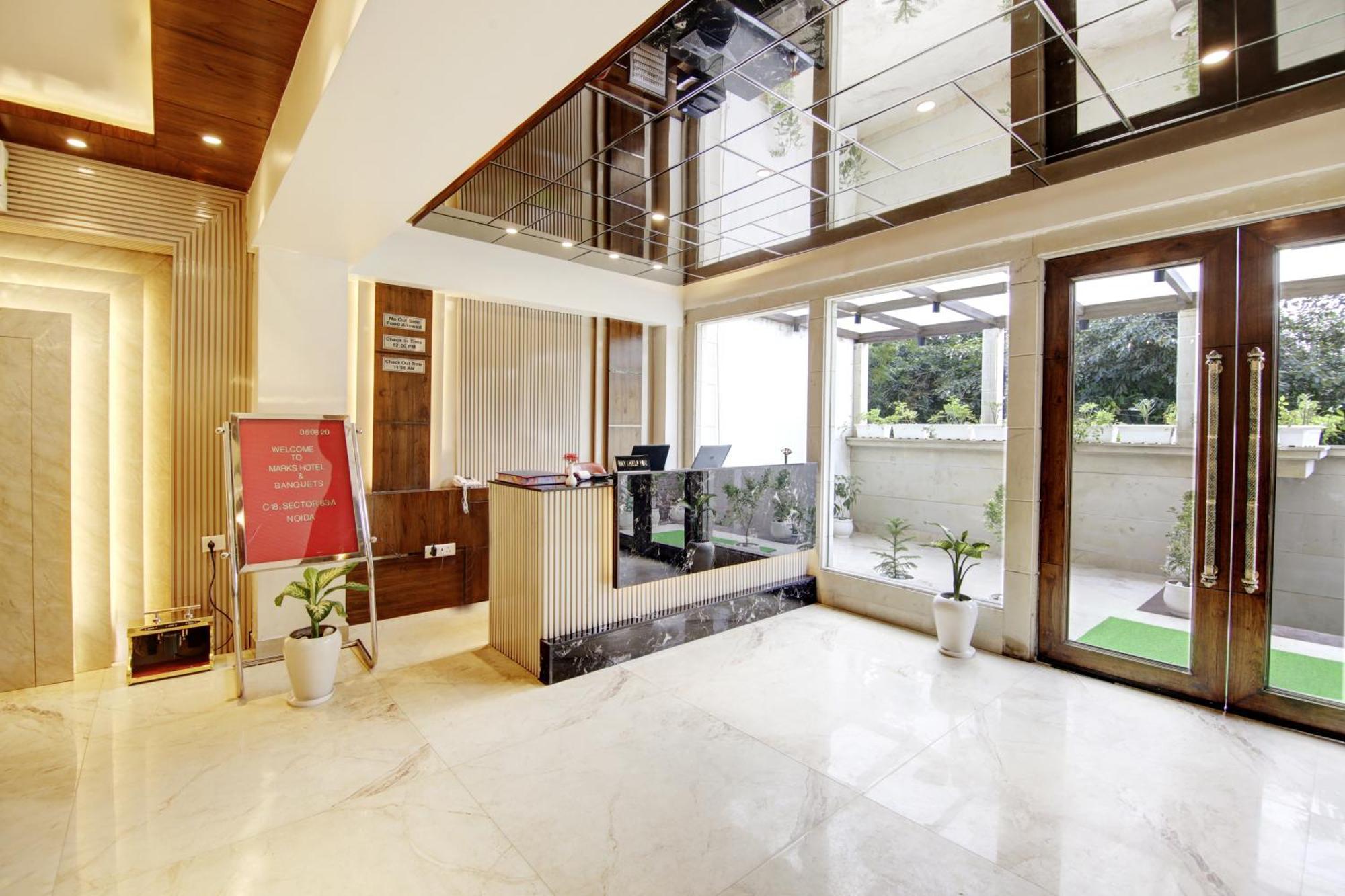 Marks Hotel & Banquet 诺伊达 外观 照片